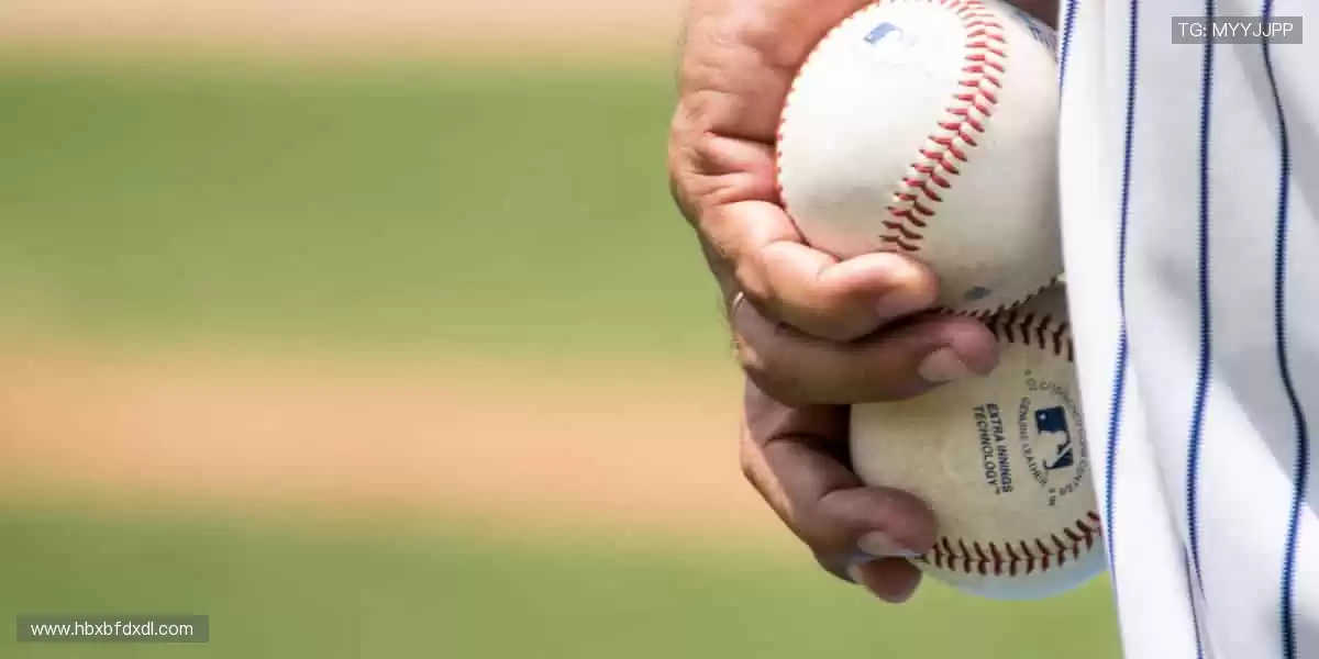 🌟 球星同款周边，把热爱穿在身上，戴在腕间！👕